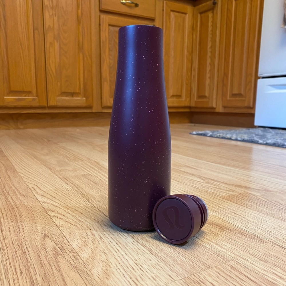 Lululemon Stay Hot Keep Cool 19oz Water Bottle